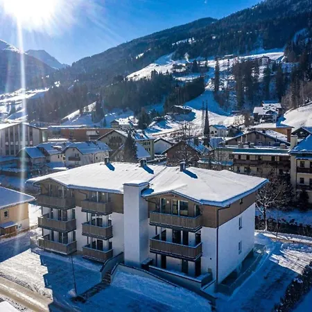 Splendid With Patio Bad Hofgastein