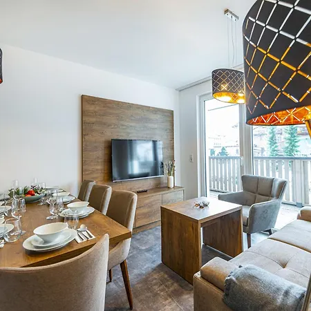 Apartment Splendid With Patio Bad Hofgastein