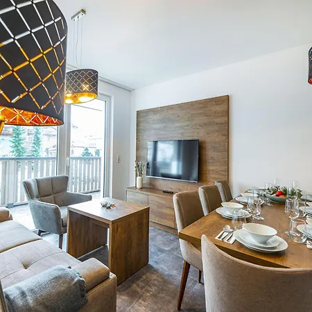Apartment Splendid With Patio Bad Hofgastein
